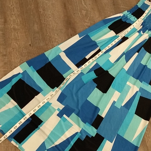 Esti Couture maxi dress - Picture 5 of 6